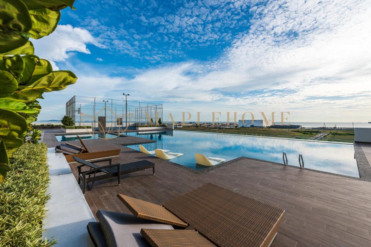 Amber Cove Premier Suites Melaka Buitenkant foto