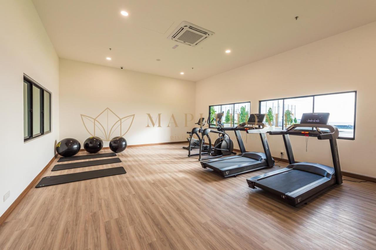 Amber Cove Premier Suites Melaka Buitenkant foto
