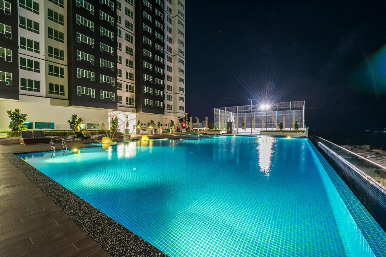 Amber Cove Premier Suites Melaka Buitenkant foto