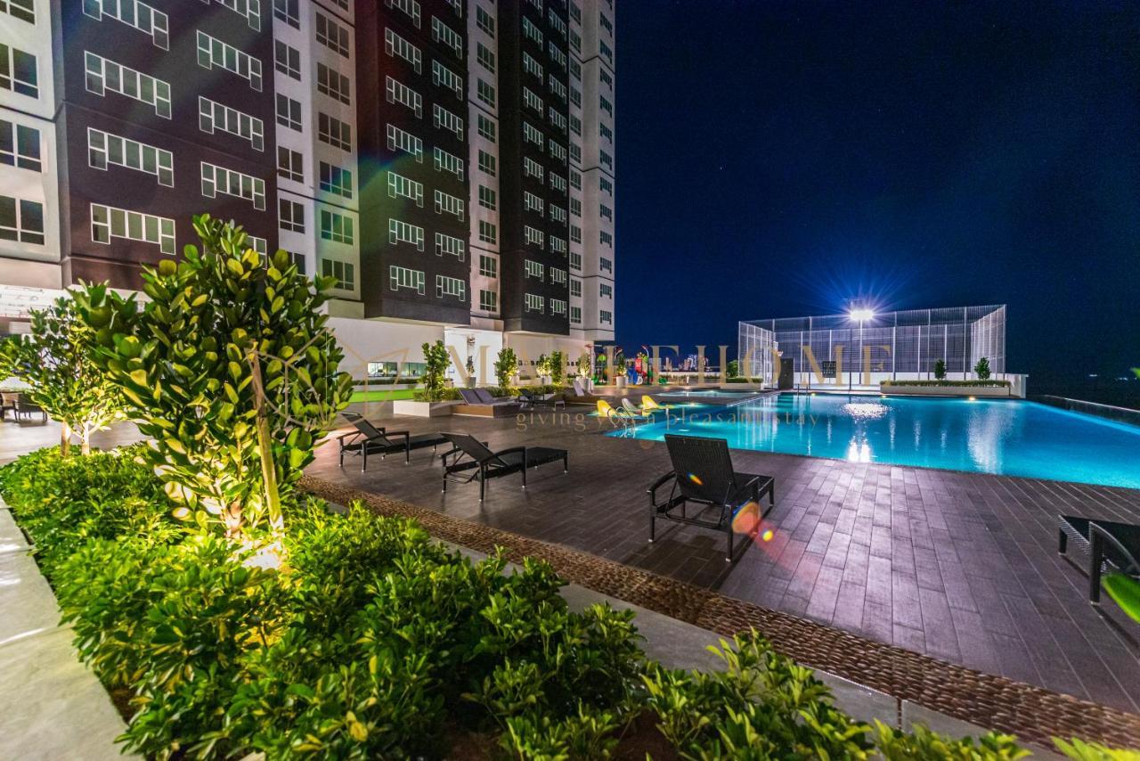 Amber Cove Premier Suites Melaka Buitenkant foto