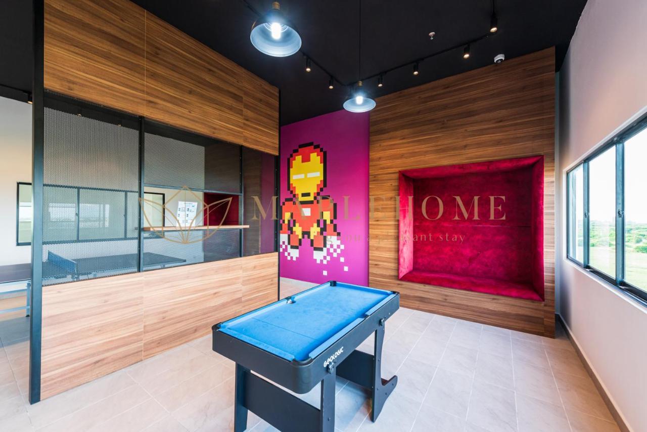 Amber Cove Premier Suites Melaka Buitenkant foto