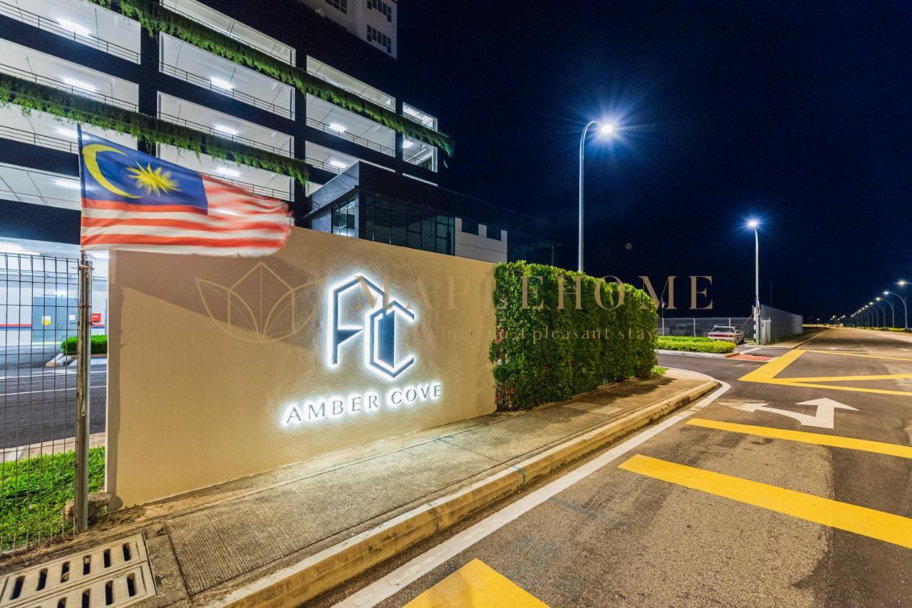 Amber Cove Premier Suites Melaka Buitenkant foto